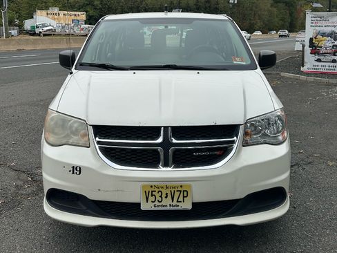 Used 2013 Dodge Grand Caravan American Value Package image 11