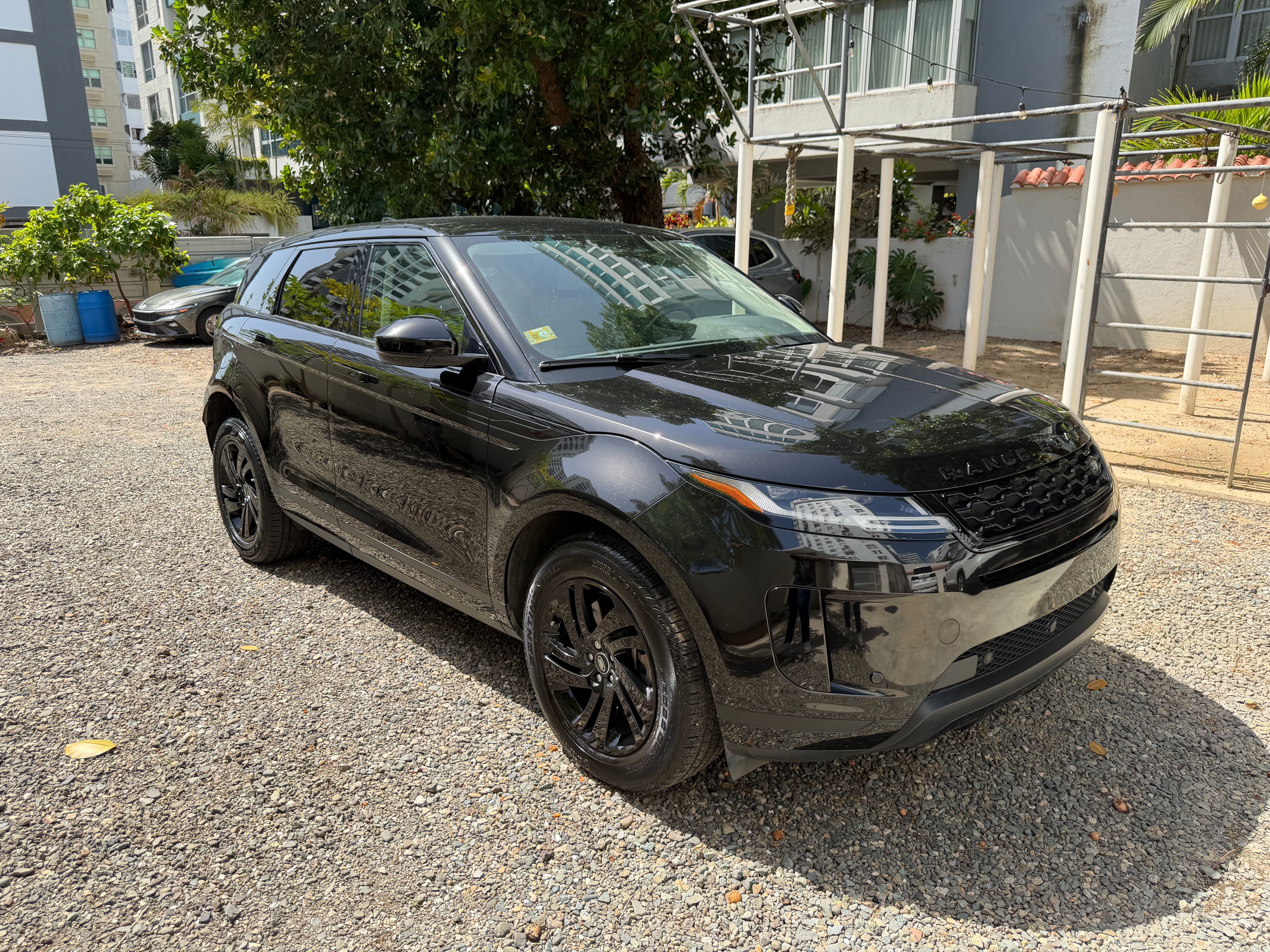 Used 2022 Land Rover Range Rover Evoque SE AWD/4WD image 11