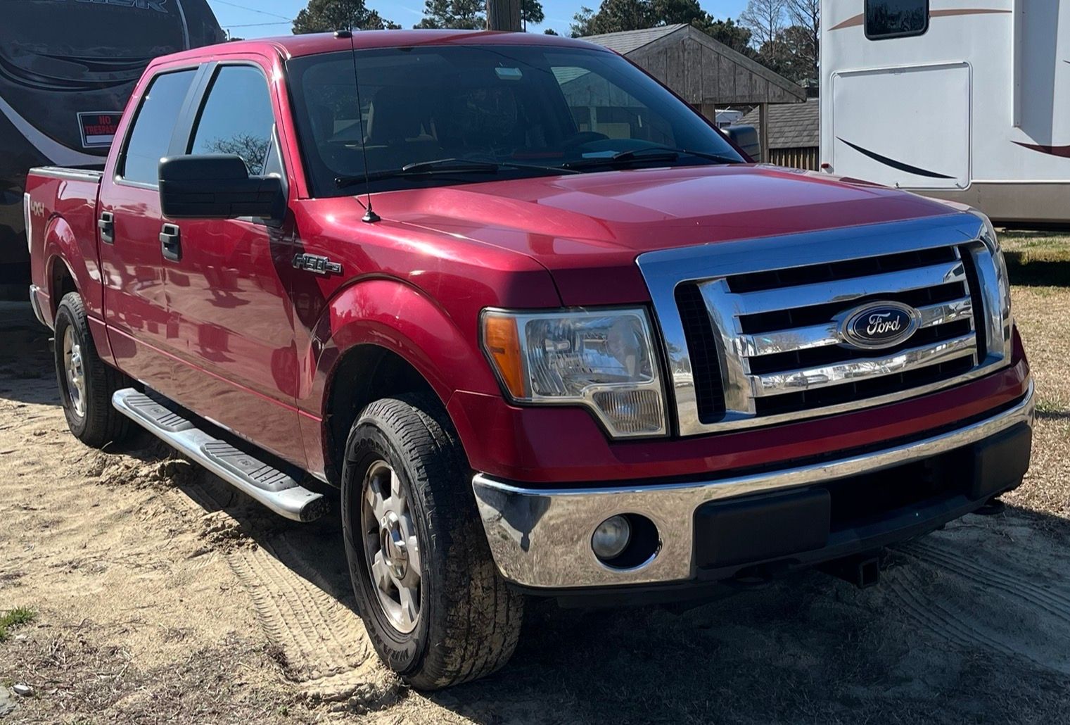 Used 2011 Ford F150 XLT AWD/4WD image 1