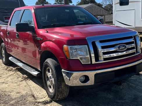 Used 2011 Ford F150 XLT AWD/4WD image 1