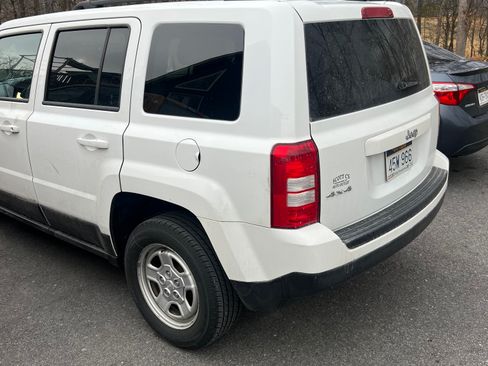 Used 2015 Jeep Patriot Sport w/ Power Value Group image 5