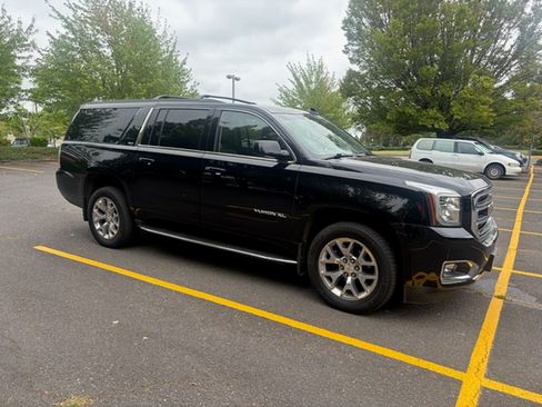 Used 2020 GMC Yukon XL SLT AWD/4WD image 20