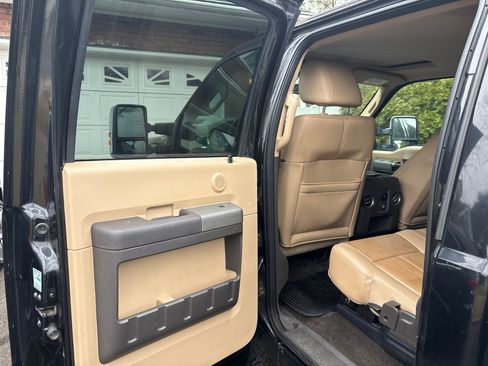Used 2011 Ford F350 Lariat w/ Lariat Ultimate Pkg image 9