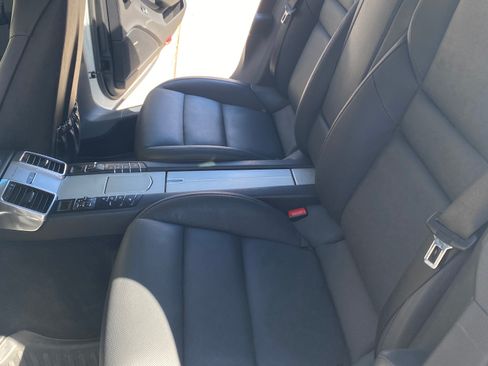Used 2015 Porsche Panamera image 23