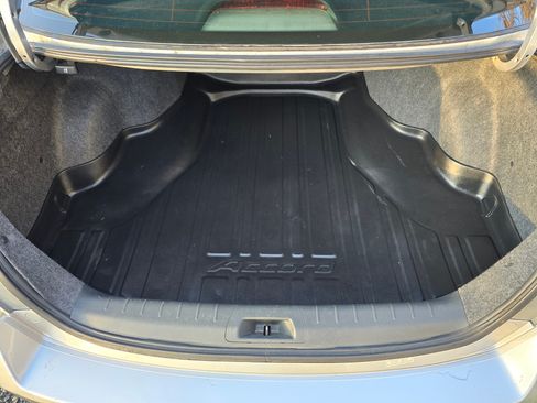 Used 2009 Honda Accord EX-L image 11