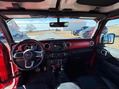 Used 2021 Jeep Wrangler Unlimited Rubicon w/ Xtreme Recon 35" Tire Package image 14