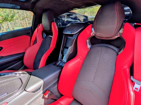 Used 2024 Chevrolet Corvette Z06 w/ Stealth Interior Trim Package image 24