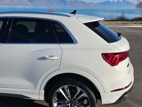 Used 2020 Audi Q3 2.0T Premium Plus w/ Premium Plus Package image 13