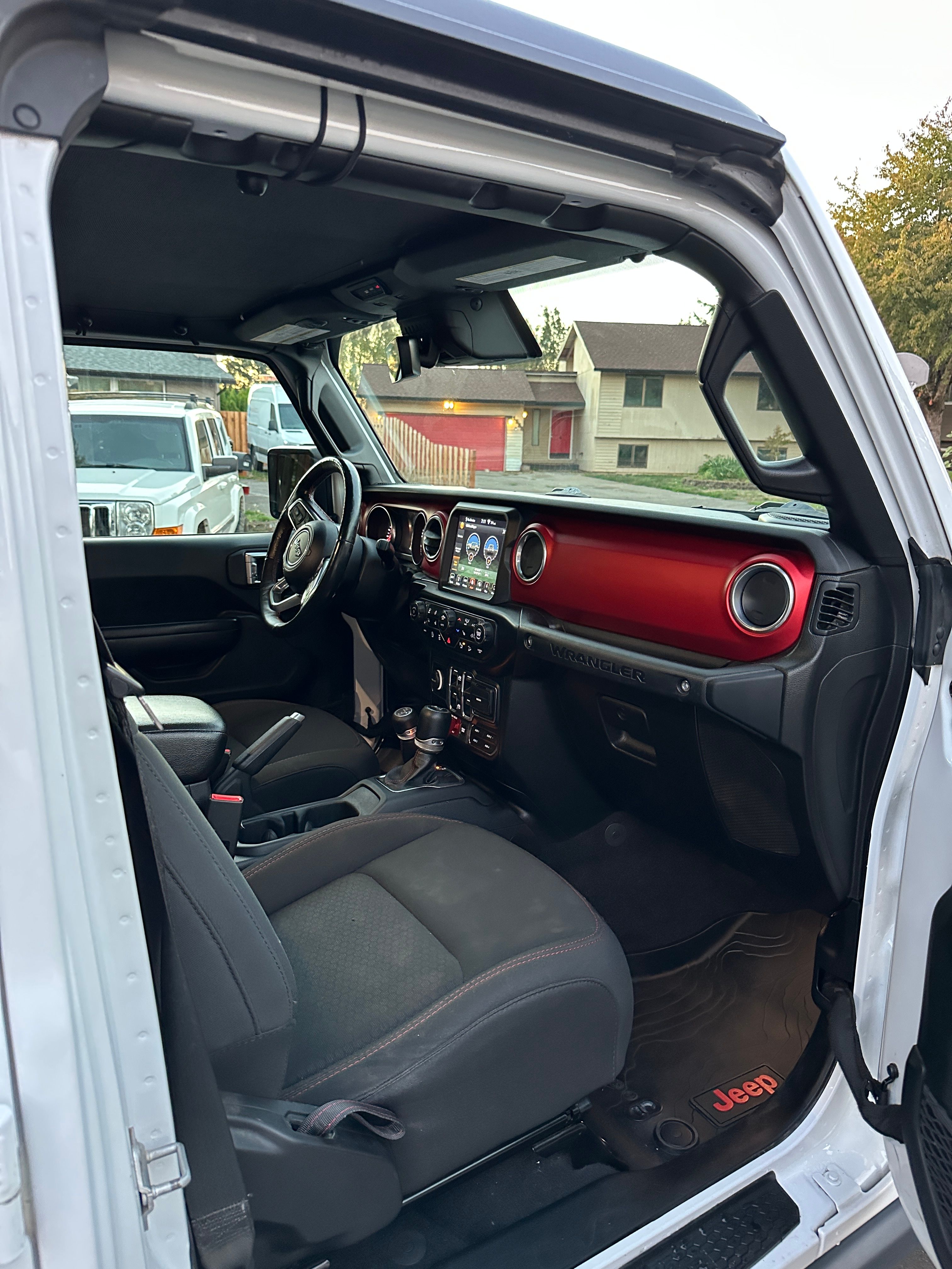 Used 2019 Jeep Wrangler Unlimited Rubicon AWD/4WD image 13