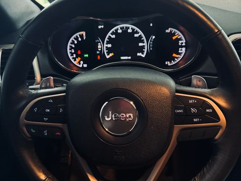 Used 2014 Jeep Grand Cherokee Limited image 12