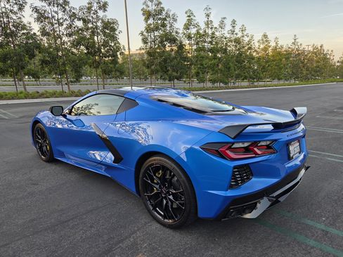 Used 2024 Chevrolet Corvette Stingray Preferred Cpe w/ Z51 Performance Package image 9