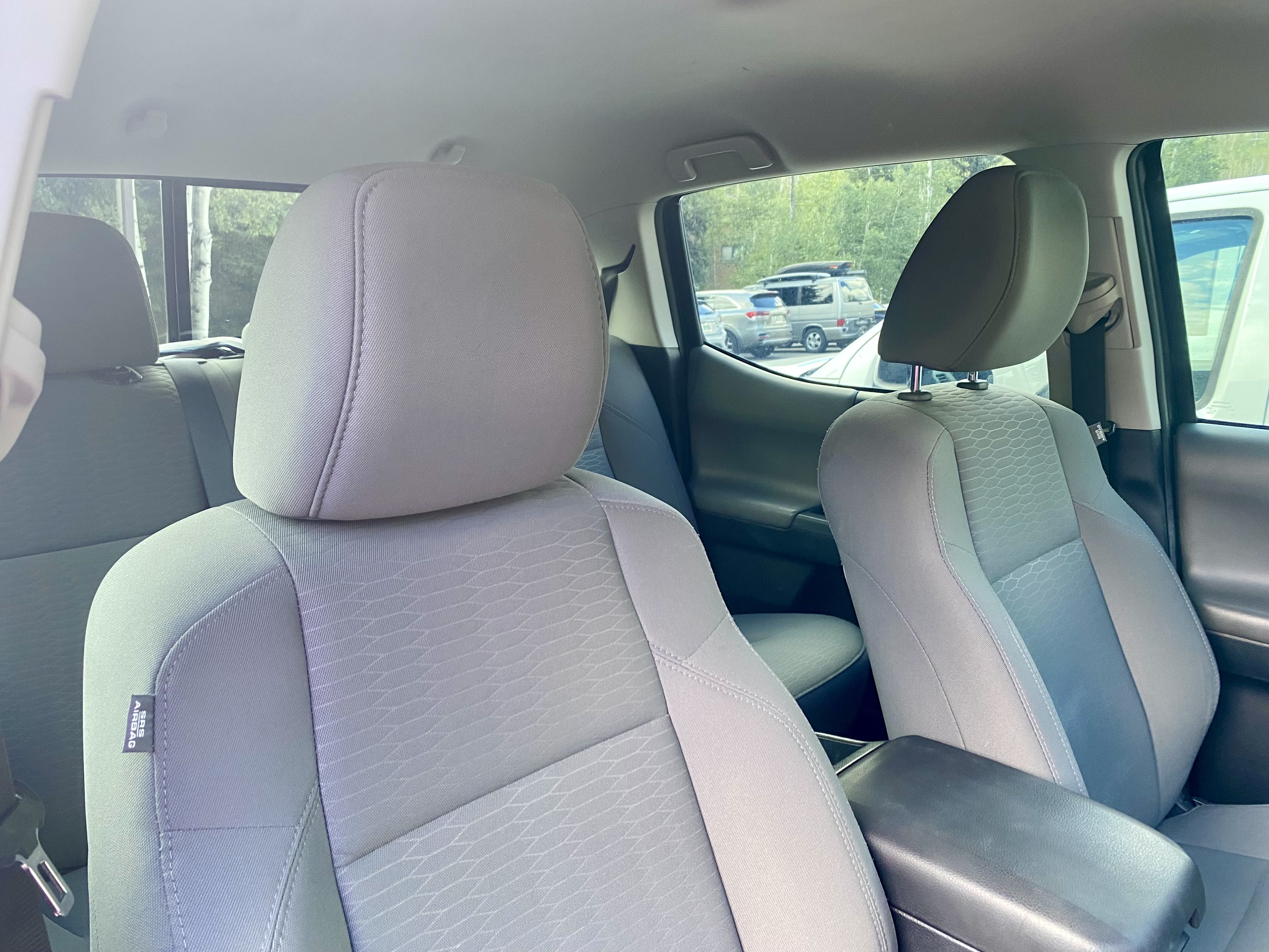 Used 2018 Toyota Tacoma SR w/ SR Convenience Package RWD image 5