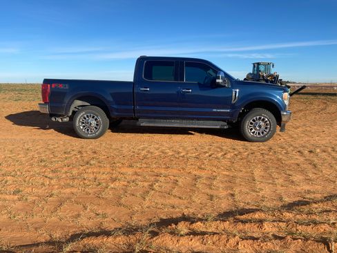 Used 2020 Ford F250 XLT w/ XLT Premium Package AWD/4WD image 2