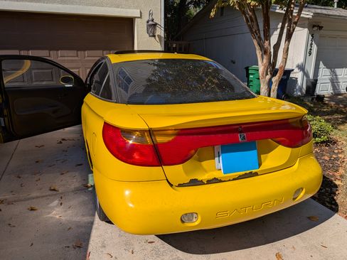 Used 2001 Saturn S-Series SC2 image 8