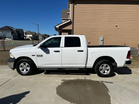 Used 2015 RAM 1500 Tradesman w/ Popular Equipment Group image 2