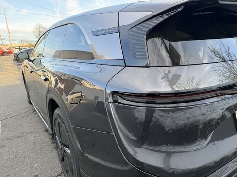 Used 2026 Lucid Gravity Grand Touring image 22