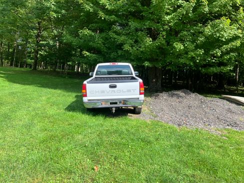 Used 2000 Chevrolet Silverado 1500 4x4 Regular Cab w/ Exterior Appearance Pkg image 2