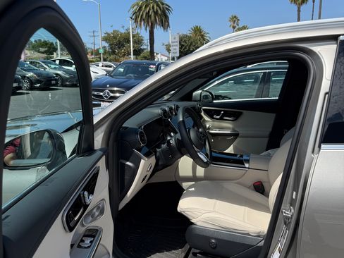 Used 2024 Mercedes-Benz GLC 300 300 Sport Utility 4D image 6