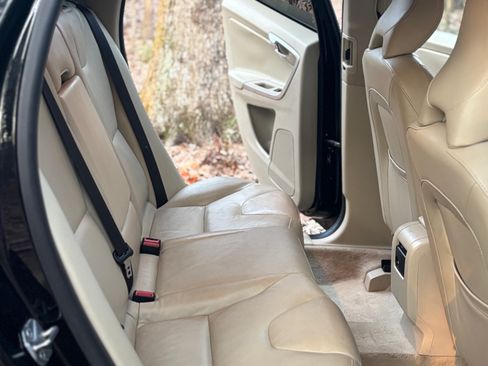 Used 2015 Volvo XC60 T5 image 12