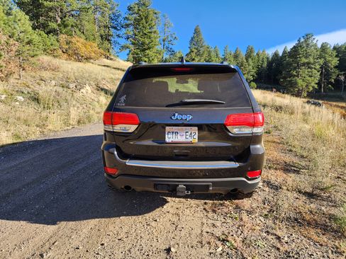 Used 2014 Jeep Grand Cherokee Limited w/ Luxury Group II image 5