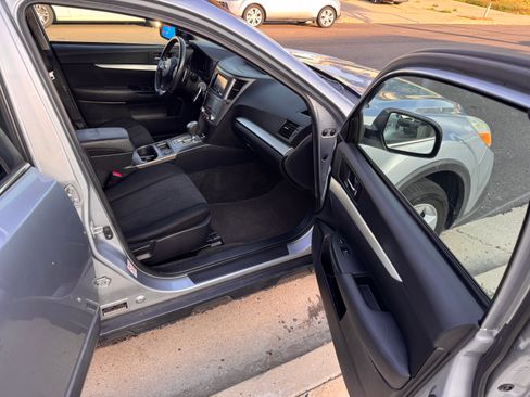 Used 2013 Subaru Outback 2.5i Premium w/ All-Weather Pkg image 17