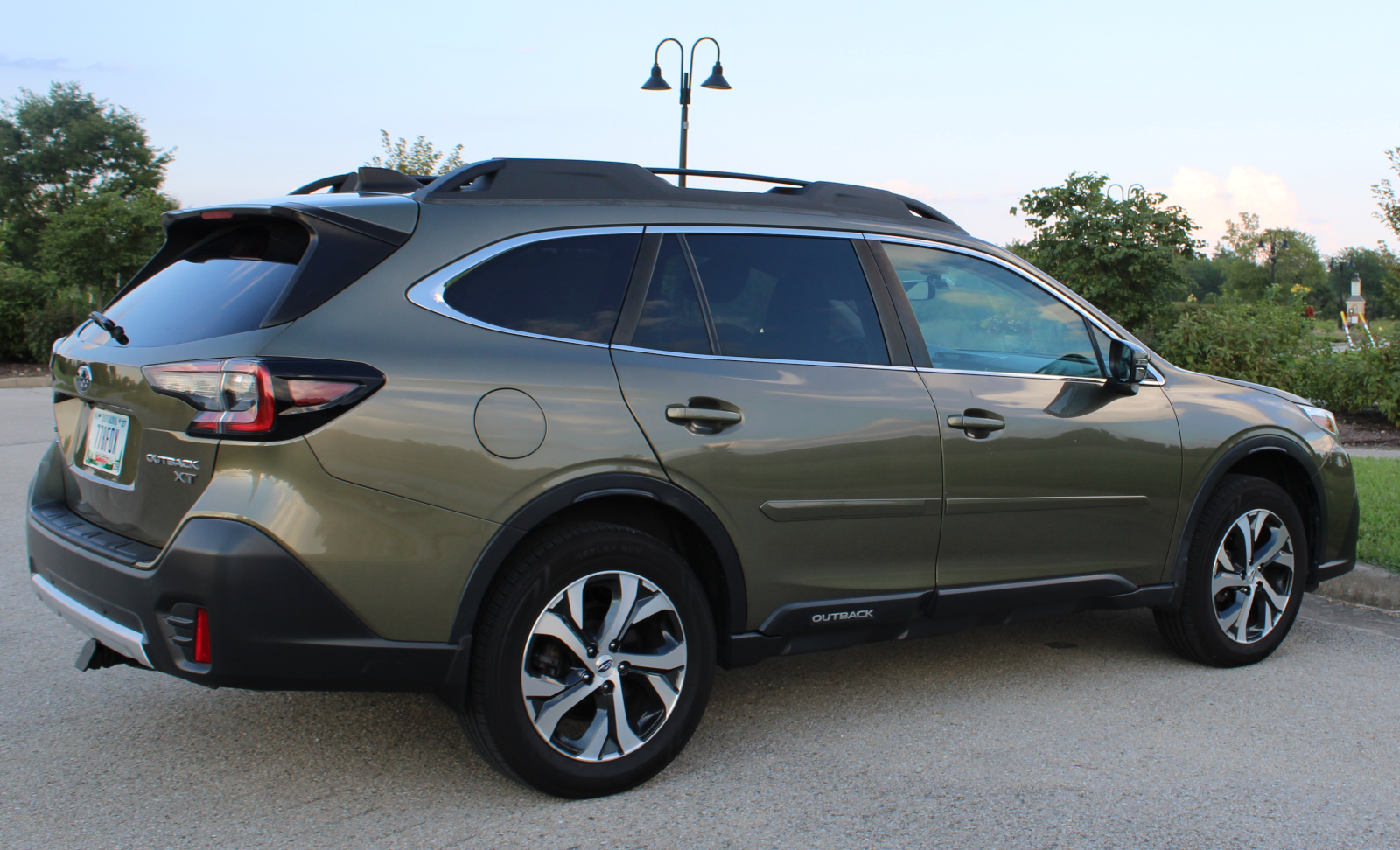 Used 2022 Subaru Outback Limited XT w/ Popular Package #2 AWD/4WD image 10