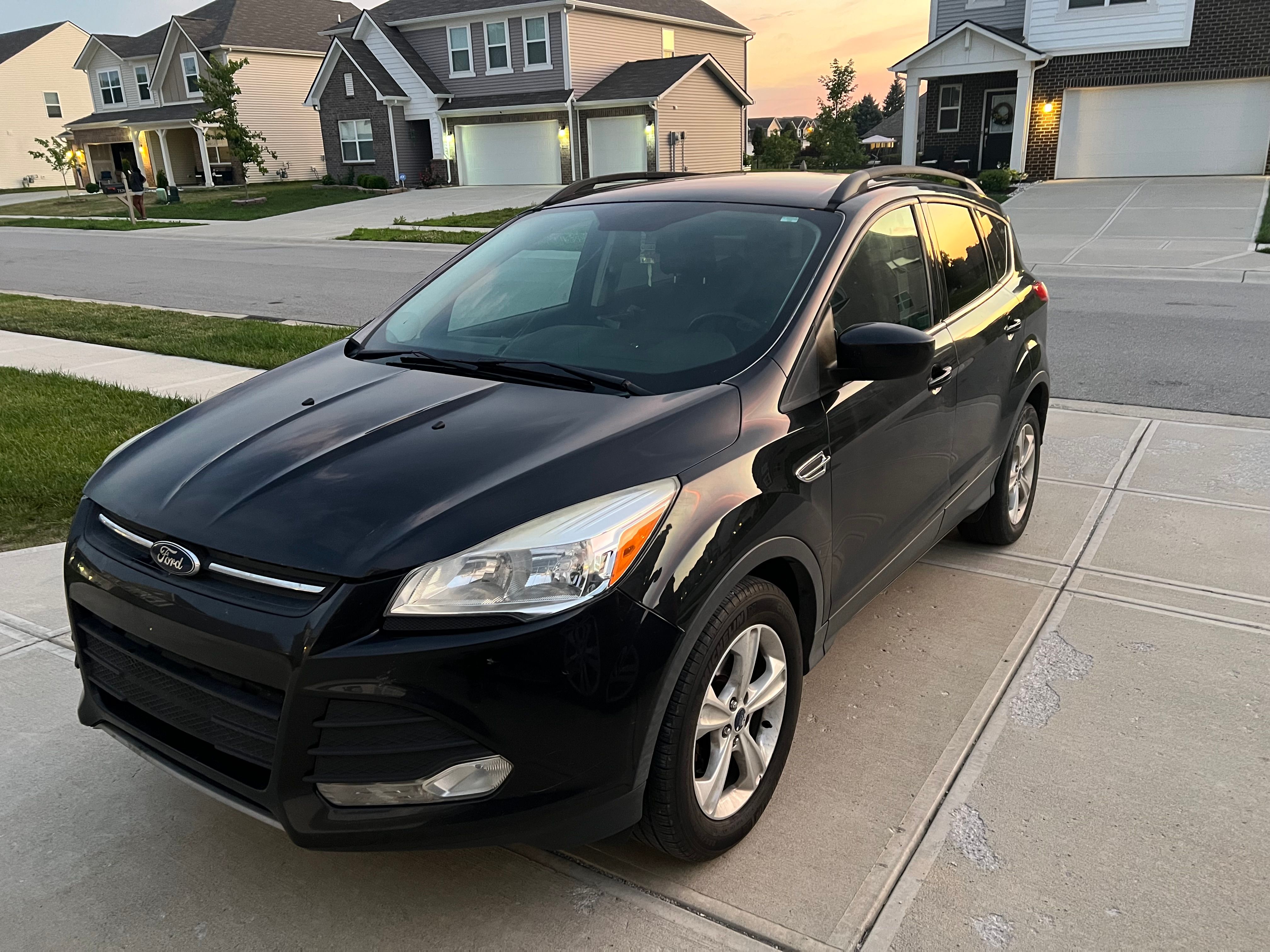 Used 2015 Ford Escape SE w/ Equipment Group 201A FWD image 13