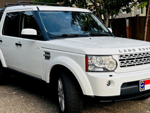 Used 2013 Land Rover LR4 HSE LUX image 2