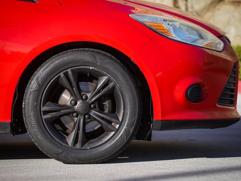 Used 2013 Ford Focus SE image 13