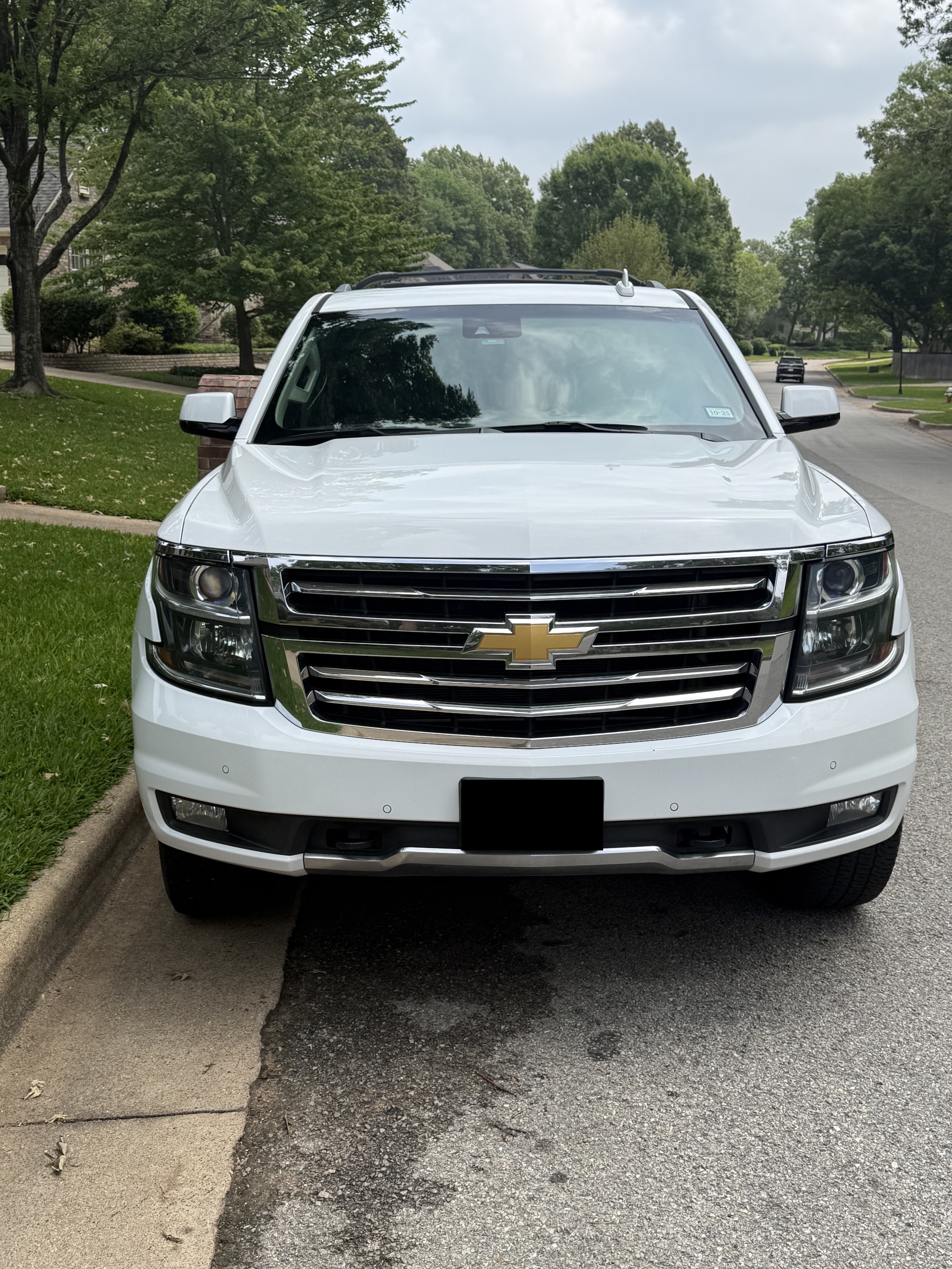 Used 2016 Chevrolet Suburban LT AWD/4WD image 5