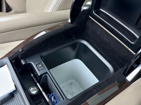 Used 2015 Land Rover Range Rover HSE image 20