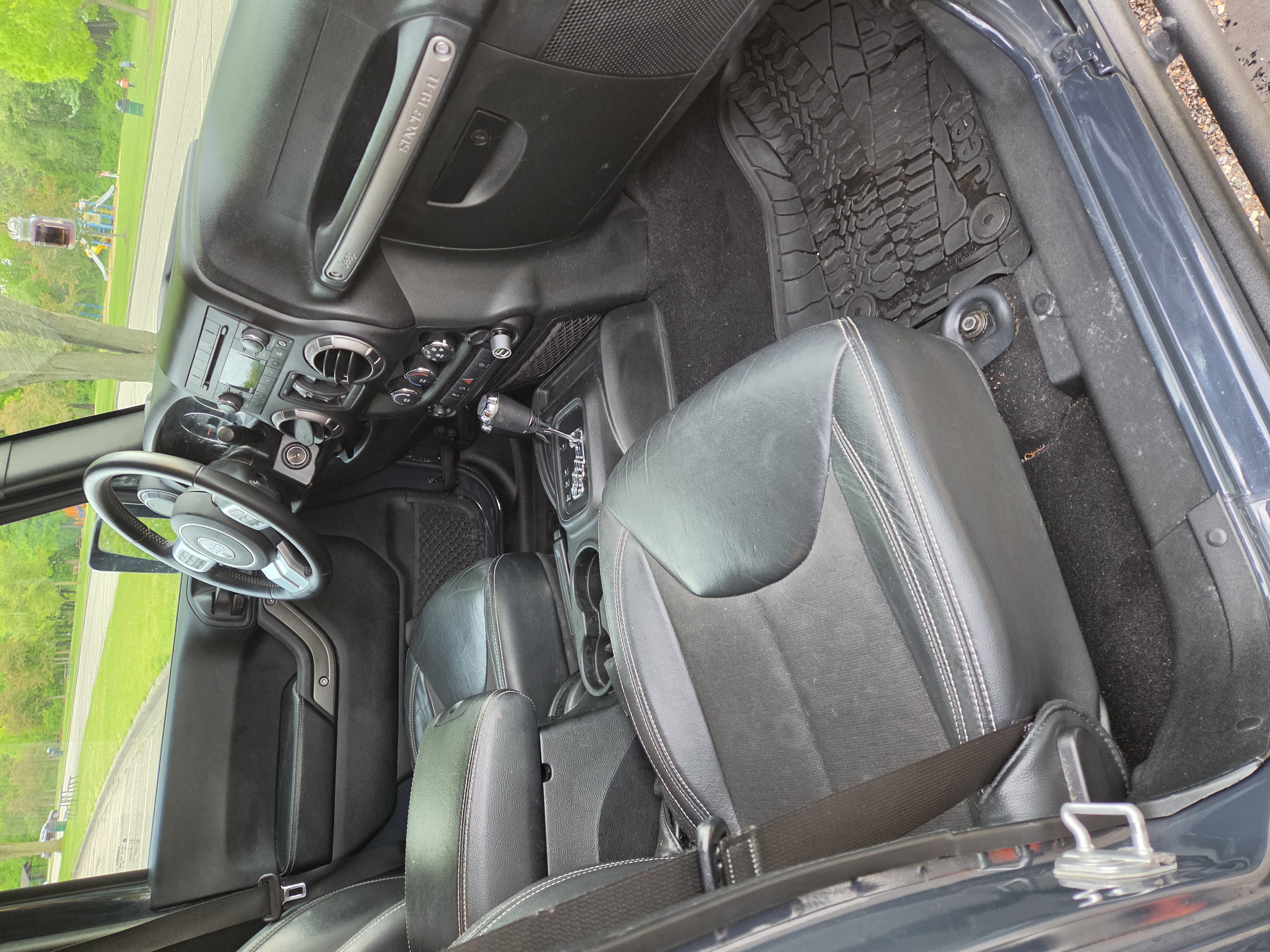 Used 2018 Jeep Wrangler Unlimited Sport AWD/4WD image 14