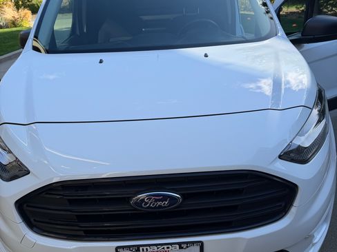 Used 2021 Ford Transit Connect XLT image 6