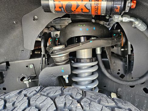 Used 2022 Ford F150 Lariat w/ Equipment Group 502A High image 28