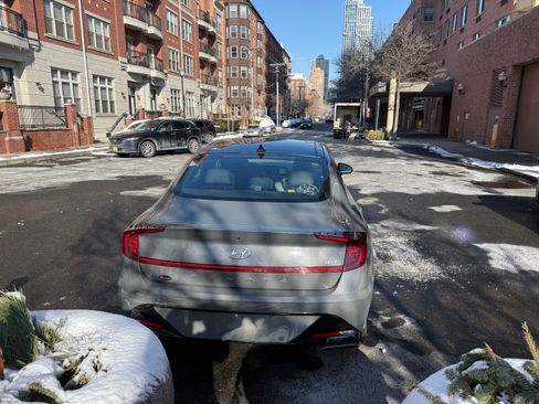 Used 2023 Hyundai Sonata SEL Plus image 5