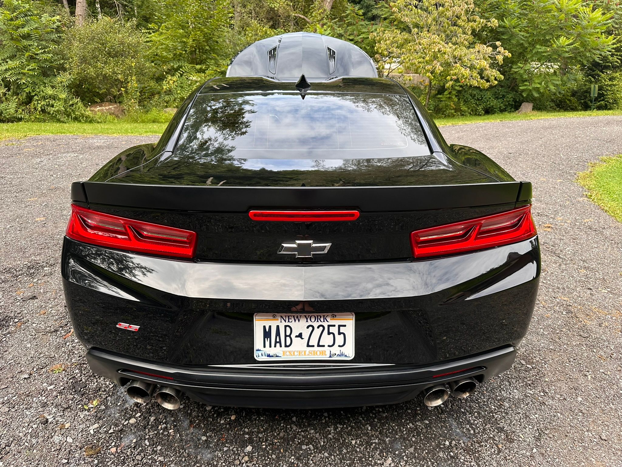 Used 2018 Chevrolet Camaro SS RWD image 6