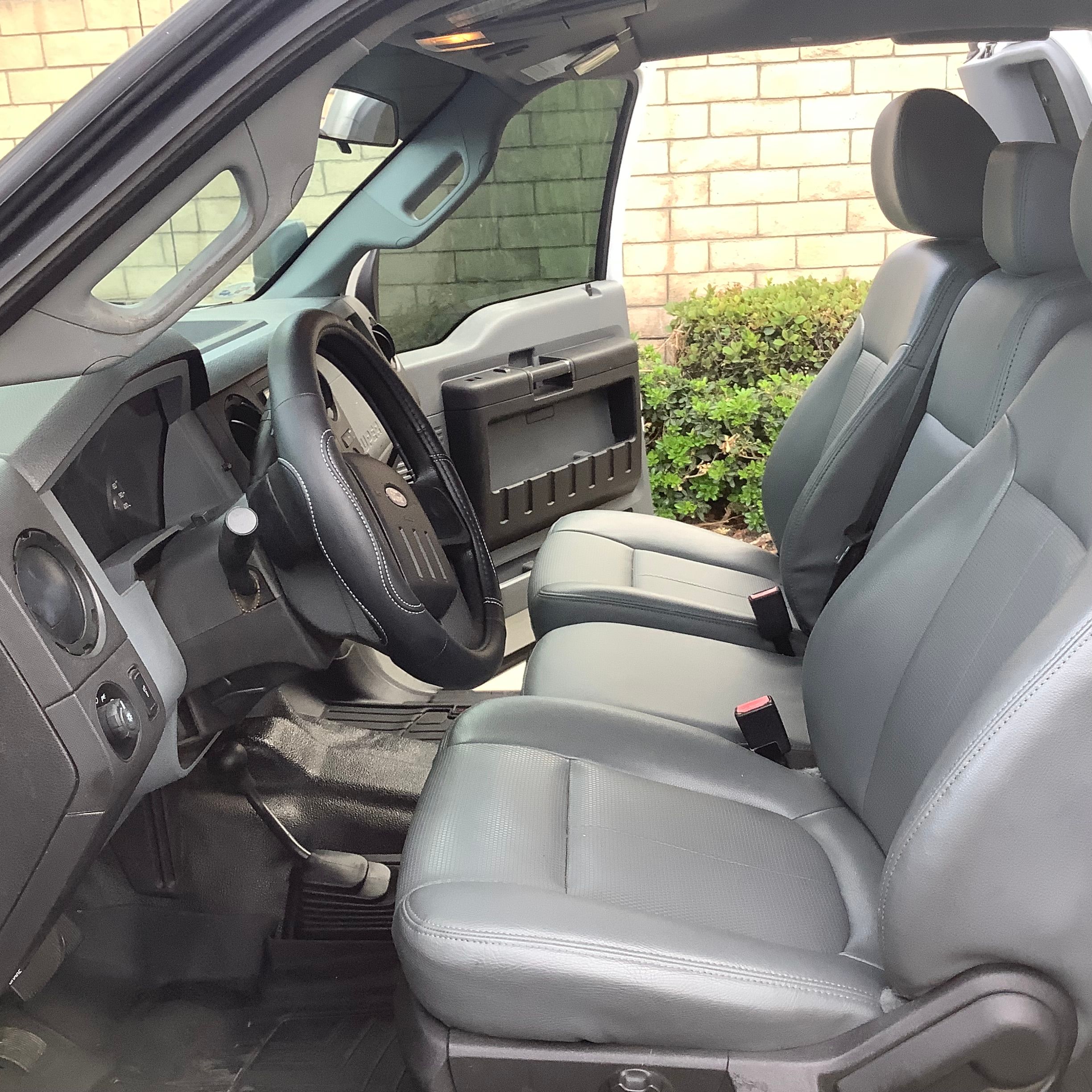 Used 2015 Ford F250 XL w/ Power Equipment Group image 10