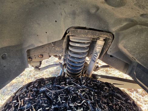 Used 2015 RAM 3500 Laramie w/ Protection Group image 9