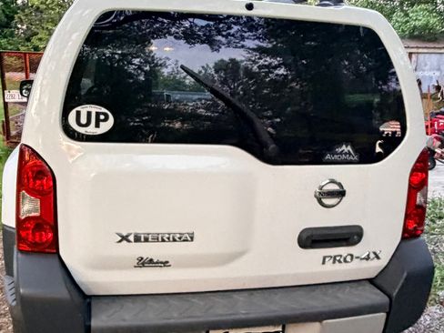 Used 2012 Nissan Xterra PRO-4X w/ Pro-4x Leather Pkg AWD/4WD image 5
