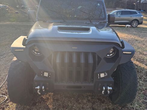 Used 2021 Jeep Gladiator Mojave w/ LED Lighting Group AWD/4WD image 1