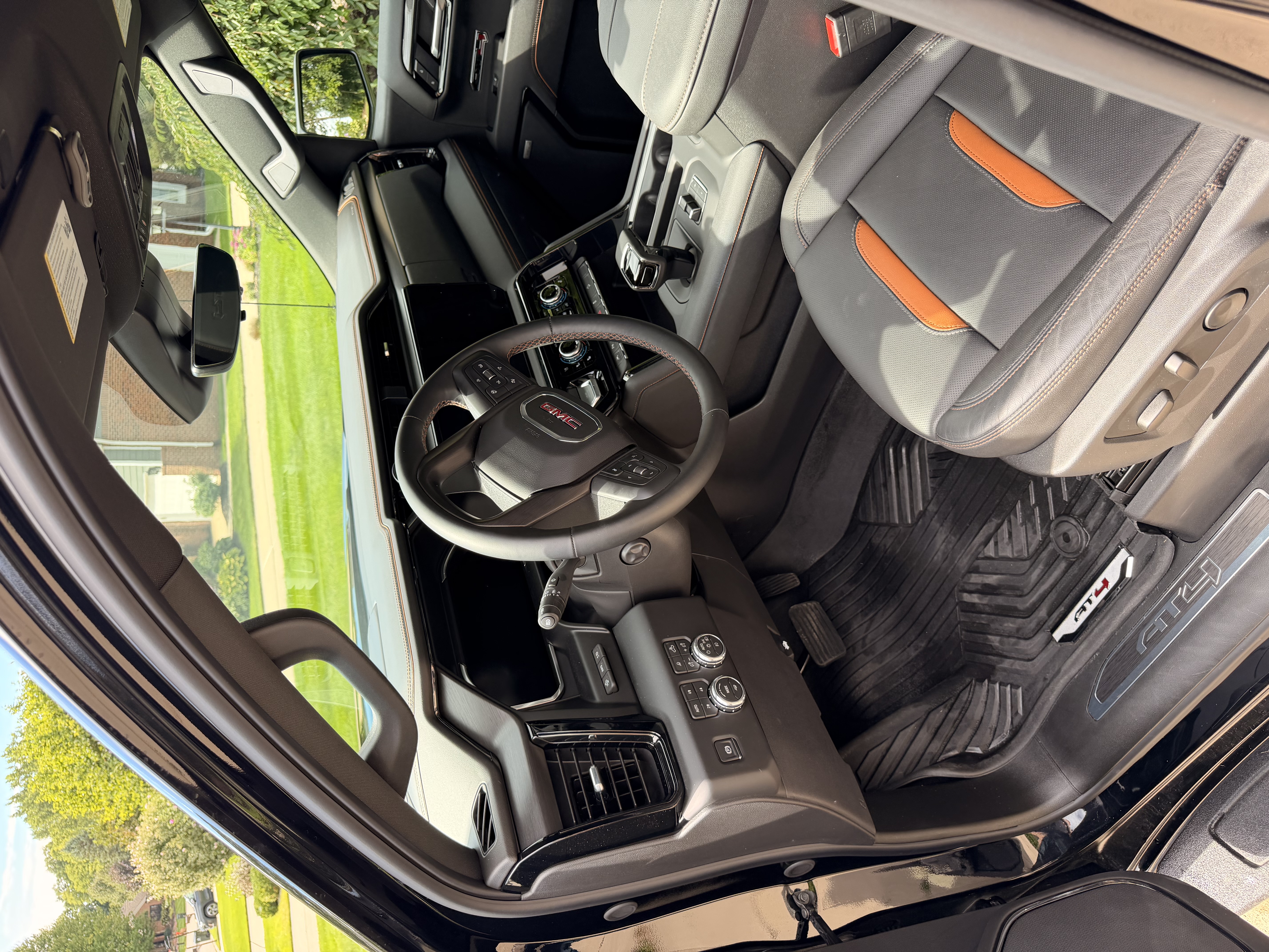 Used 2026 GMC Sierra 1500 AT4 w/ AT4 Premium Package AWD/4WD image 10