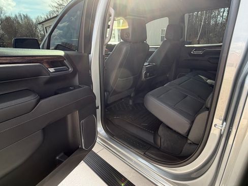 Used 2023 GMC Sierra 1500 Elevation w/ Elevation Premium Package image 18