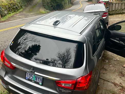 Used 2018 Mitsubishi Outlander Sport ES image 9