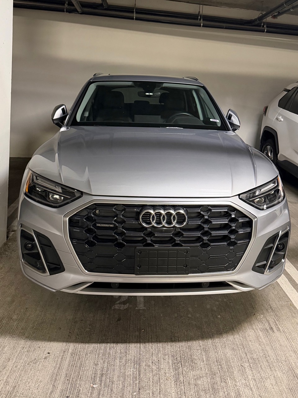 Used 2023 Audi Q5 2.0T Premium Plus w/ Premium Plus Package AWD/4WD image 1
