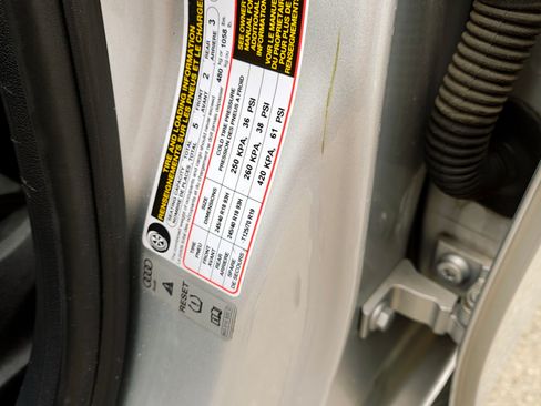 Used 2013 Audi A4 2.0T Premium Plus w/ Premium Plus Pkg image 17