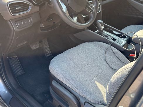 Used 2019 Hyundai Santa Fe SE image 12