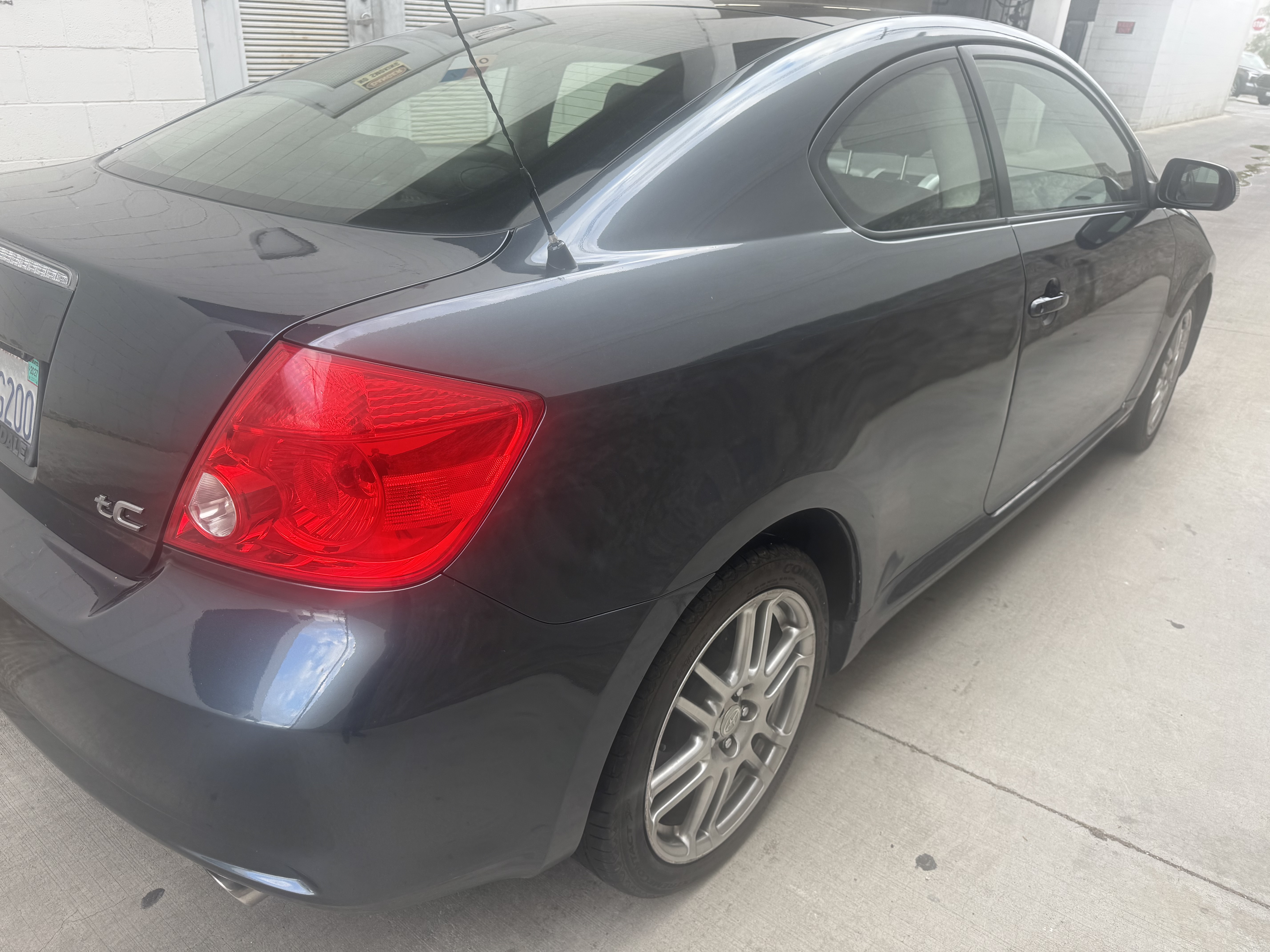 Used 2005 Scion tC FWD image 4