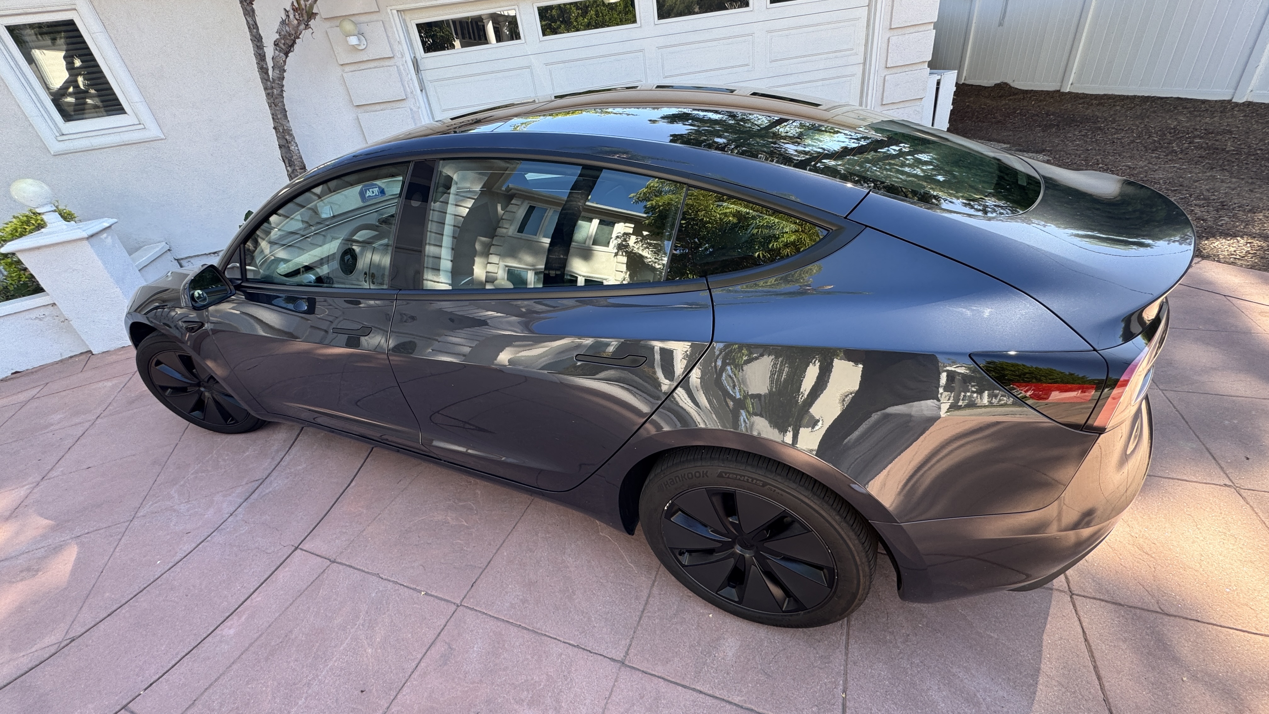 Used 2024 Tesla Model 3 Standard Range RWD image 2
