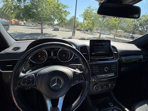 Used 2018 Mercedes-Benz GLS 450 4MATIC image 16