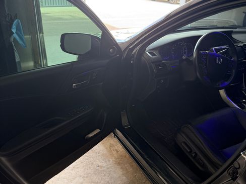 Used 2016 Honda Accord EX-L image 4